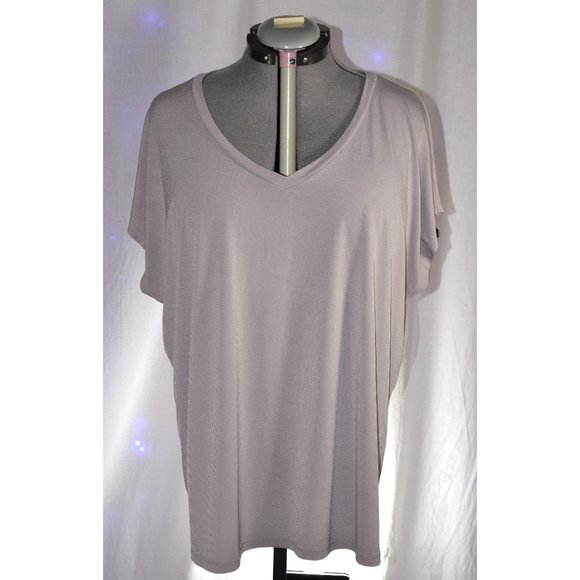 torrid Tops - Torrid Gray Blouse size 2